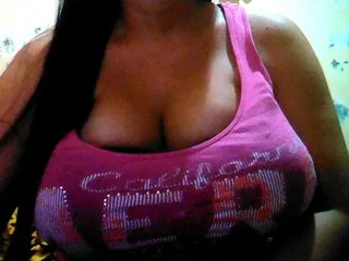 Live sex webcam photo for WildBigTitS69 #168917939
