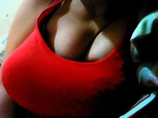 Live sex webcam photo for WildBigTitS69 #169682361