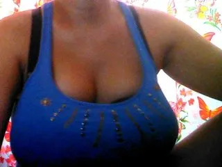 Live sex webcam photo for WildBigTitS69 #169923665