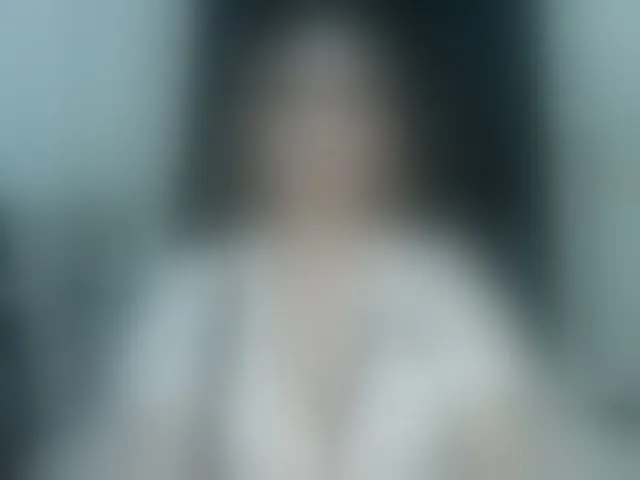 Live sex webcam photo for WildHOney24 #291885519