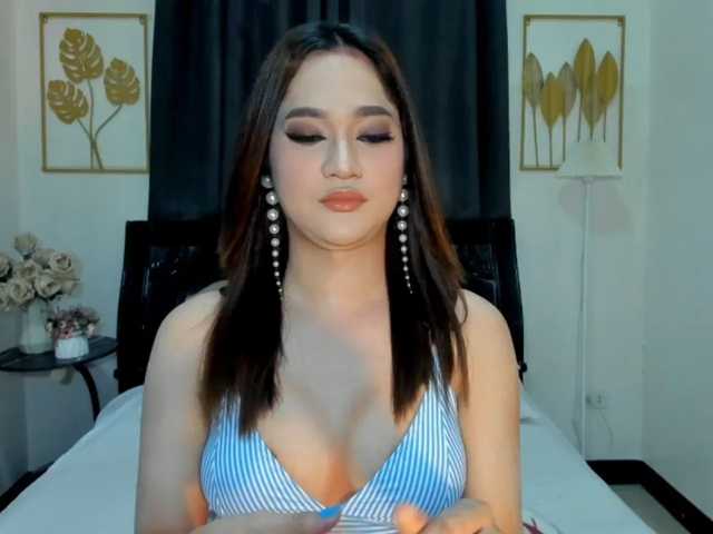 Live sex webcam photo for WildHOney24 #294258986