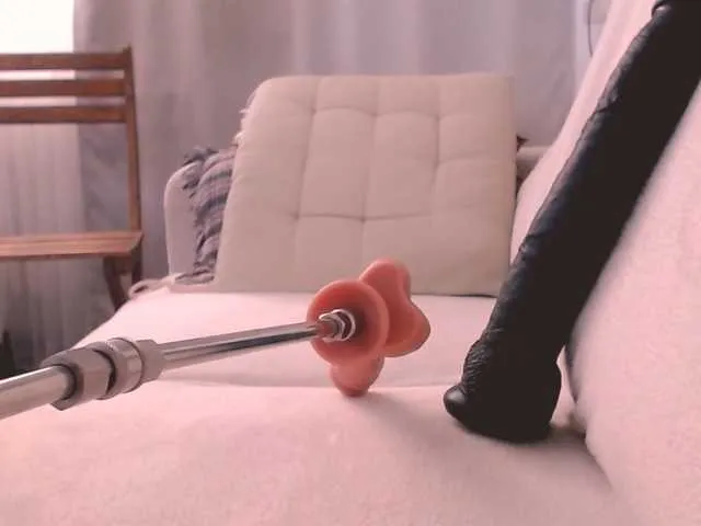 Live sex webcam photo for WildRedheadCR #276667738