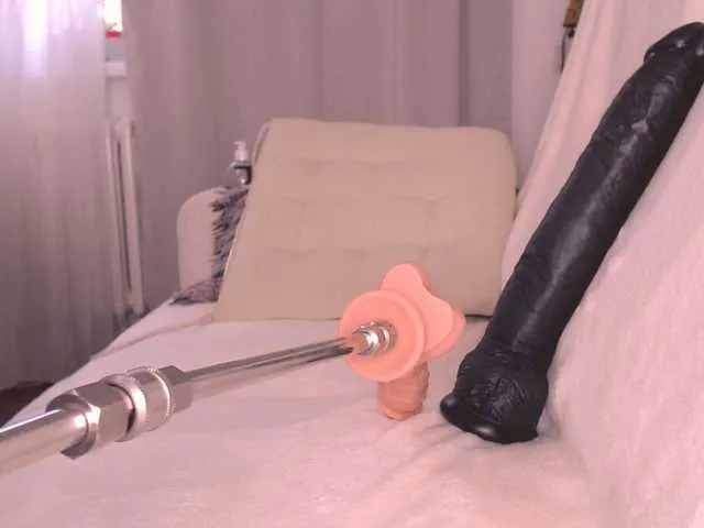 Live sex webcam photo for WildRedheadCR #277454573