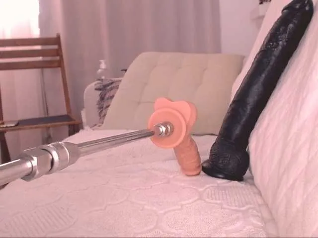 Live sex webcam photo for WildRedheadCR #277561841
