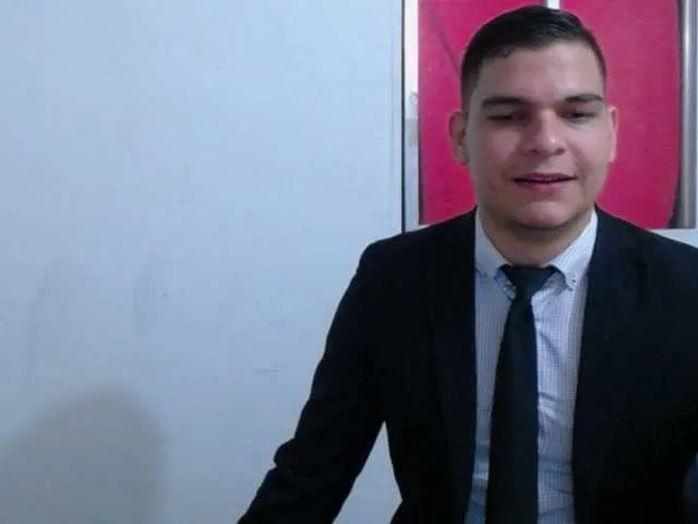 Live sex webcam photo for WillSmiith #276856131