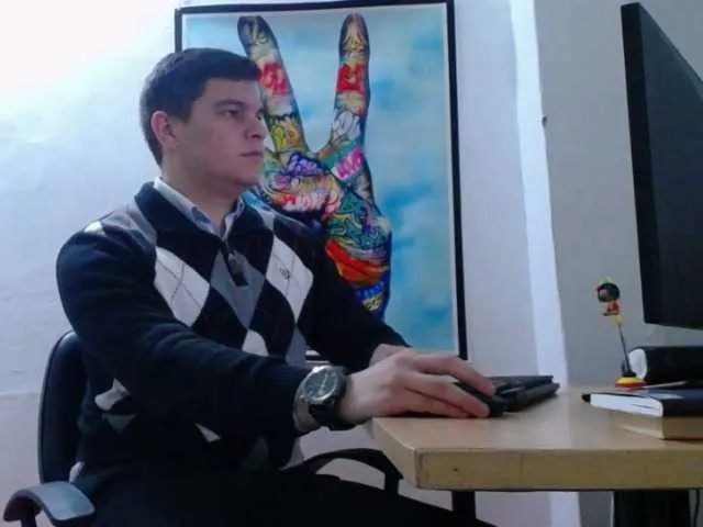 Live sex webcam photo for WillSmiith #277260676