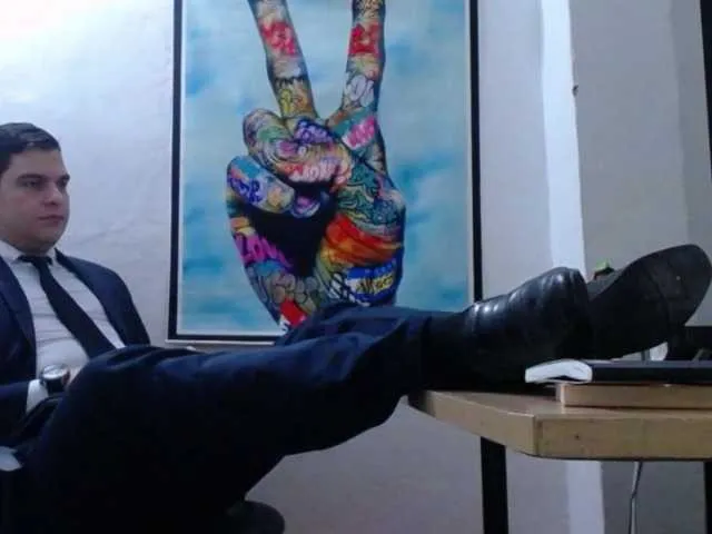 Live sex webcam photo for WillSmiith #277274827