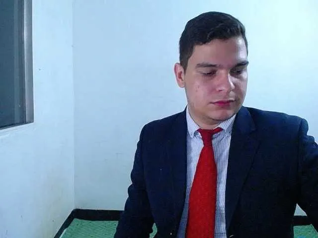Live sex webcam photo for WillSmiith #278047545