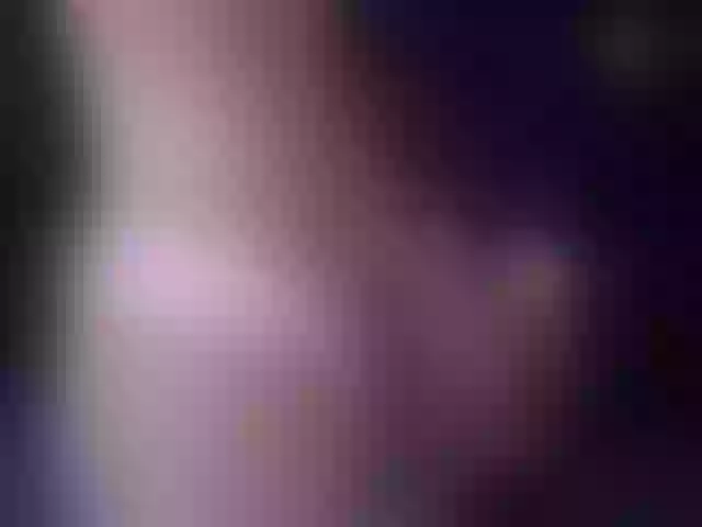 Live sex webcam photo for WilliamSnake #275504724