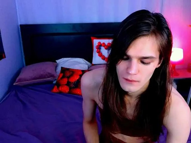 Live sex webcam photo for WilliamSnake #290770539