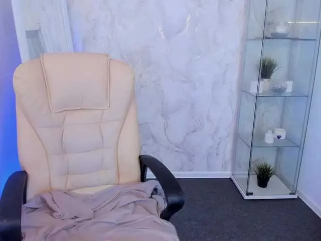 Live sex webcam photo for WilliamSnake #290908823
