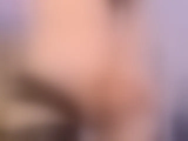 Live sex webcam photo for WilliamSnake #292307619