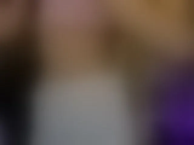 Live sex webcam photo for WilliamSnake #293112739