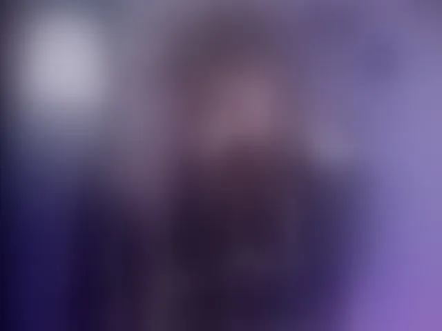 Live sex webcam photo for WilliamSnake #293353249