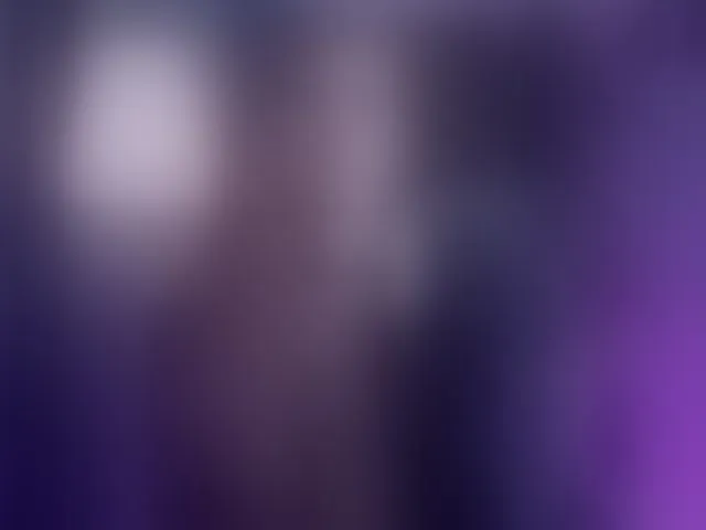 Live sex webcam photo for WilliamSnake #293669348