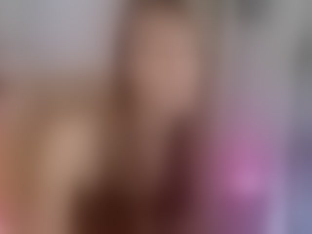 Live sex webcam photo for WilliamSnake #294131246