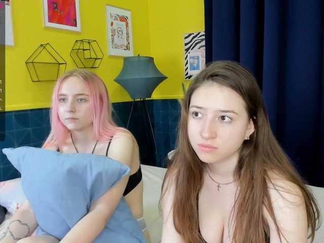 Live sex webcam photo for WillieConnie #273459807