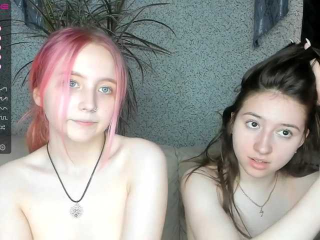 Live sex webcam photo for WillieConnie #273771930