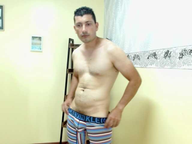 Live sex webcam photo for WillyAnders #276013827