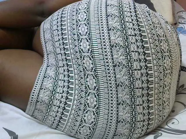Live sex webcam photo for Winnie112 #291522222