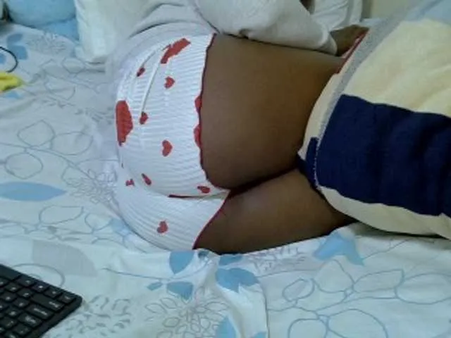 Live sex webcam photo for Winnie112 #293896236