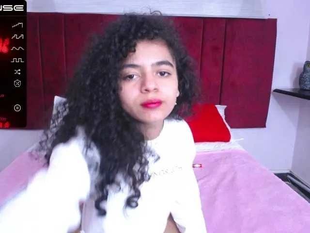 Live sex webcam photo for WinniferGonzalez #275947301