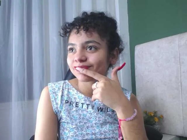 Live sex webcam photo for WinniferGonzalez #276063389
