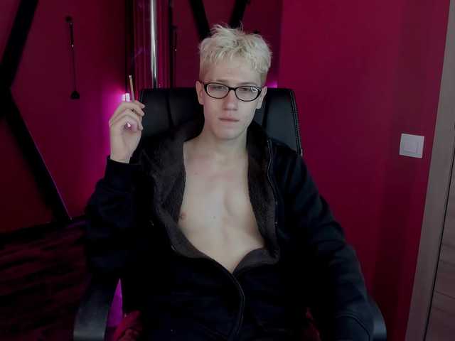 Live sex webcam photo for WinstonCherch #277029061