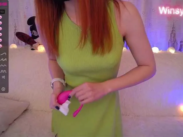 Live sex webcam photo for Winsyberen #288034899