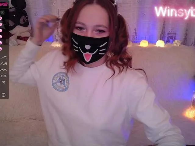 Live sex webcam photo for Winsyberen #288034907