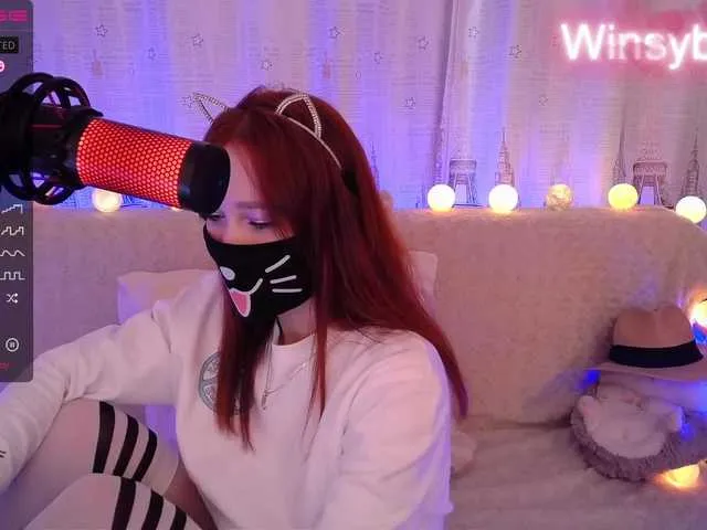 Live sex webcam photo for Winsyberen #288034926