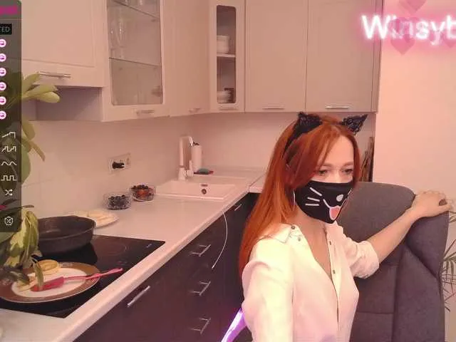 Live sex webcam photo for Winsyberen #288034961