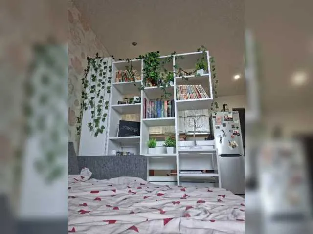 Live sex webcam photo for Winx20 #290798431