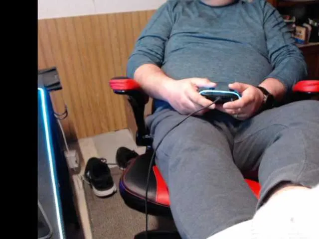 Live sex webcam photo for Wisco-Dean #290454094