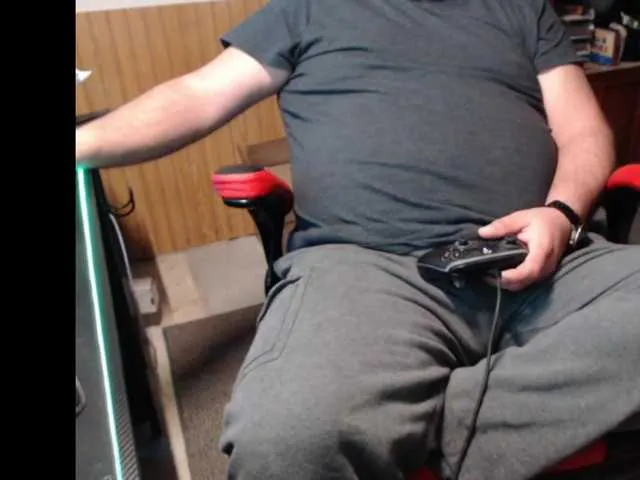 Live sex webcam photo for Wisco-Dean #290537942