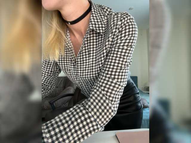 Live sex webcam photo for Witchpeach #275647868