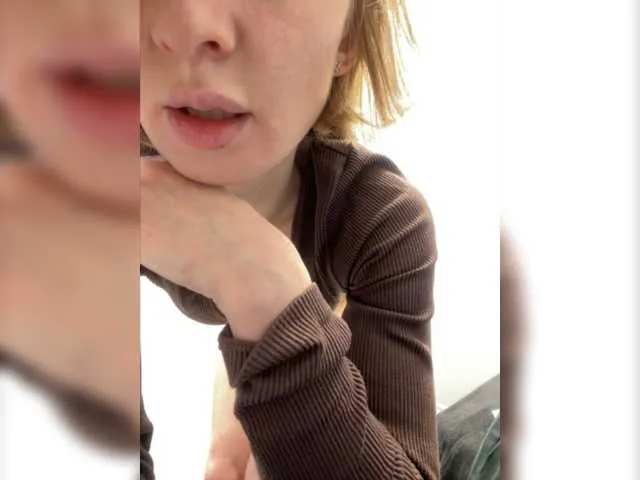 Live sex webcam photo for Witchpeach #277352976