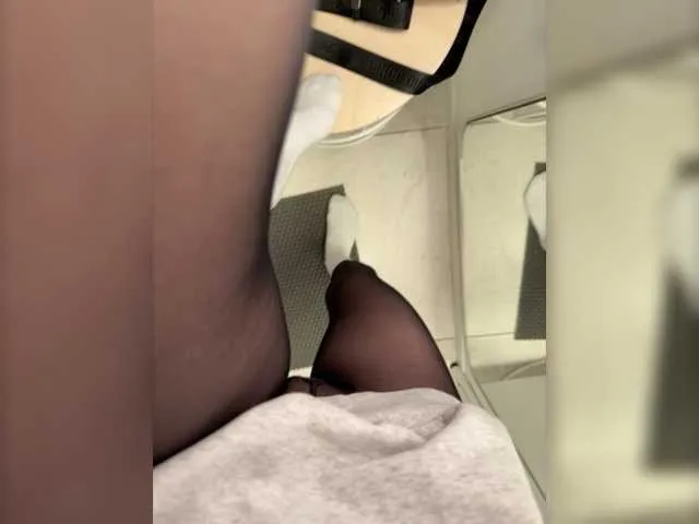 Live sex webcam photo for Witchpeach #277861916