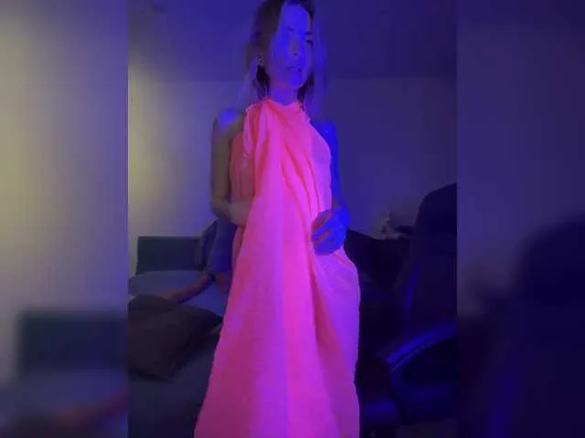 Live sex webcam photo for Witchpeach #290554514