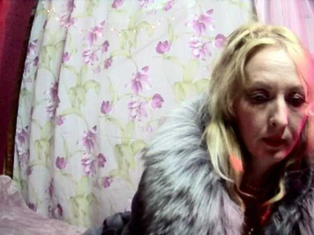 Live sex webcam photo for Wiwjendecor #271821943