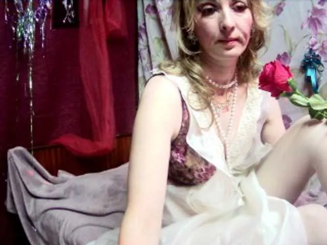 Live sex webcam photo for Wiwjendecor #272099082
