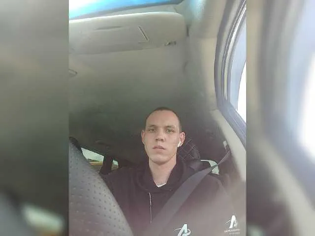 Live sex webcam photo for Wolodimir94 #273612442