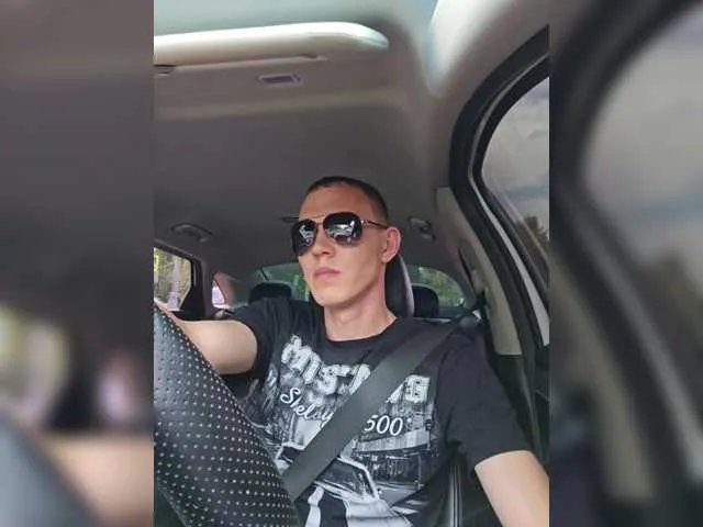 Live sex webcam photo for Wolodimir94 #278238526