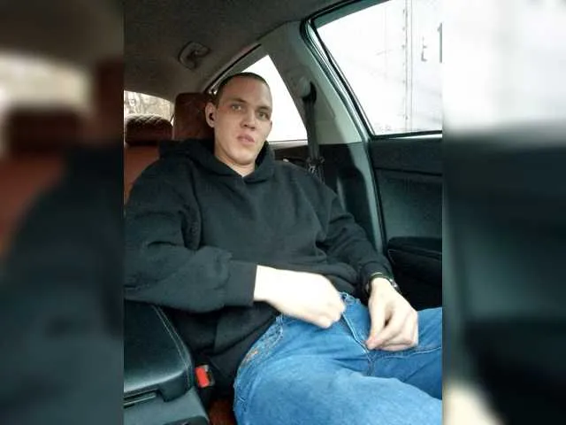 Live sex webcam photo for Wolodimir94 #292362240