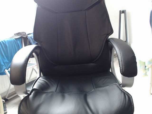 Live sex webcam photo for WoodyLongbone #290046978