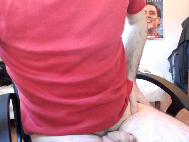 Live sex webcam photo for WoodyLongbone #290787614