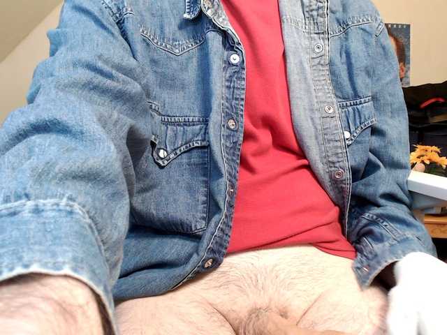 Live sex webcam photo for WoodyLongbone #291873382