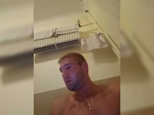 Live sex webcam photo for Wowa2317 #290018667