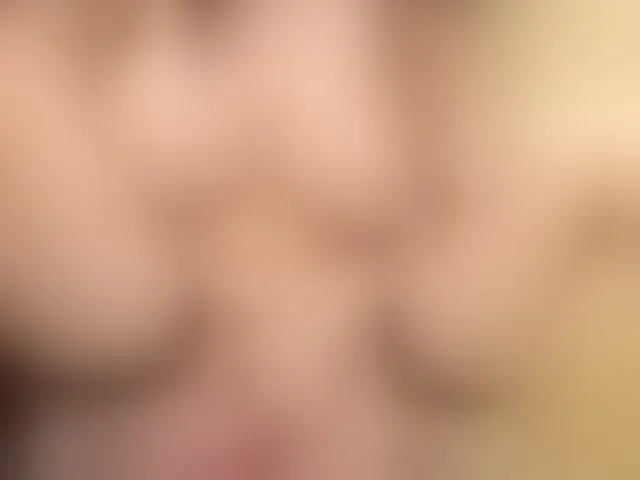 Live sex webcam photo for Wowsquirtx1 #275618760