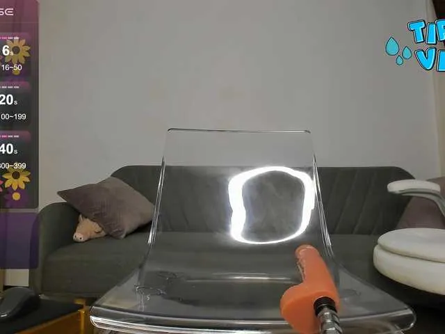 Live sex webcam photo for Wowsquirtx1 #278002463